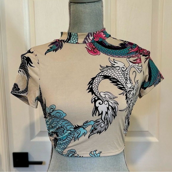 G Mini U.S.A. Dragon Print Backless Top Short Sleeve Festival Party Size Small - Picture 1 of 9